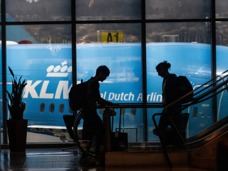 Европските авиокомпании ги запреа летовите кон Дубаи