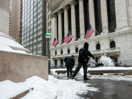 Странските инвеститори го отфрлаат наративот „продавај ја Америка“ и купуваат американски средства