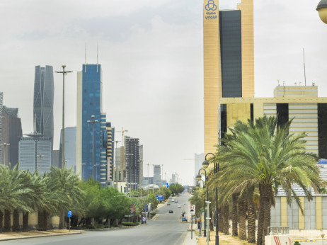 Запознајте го американскиот инвеститор кој купи саудиски фудбалски клуб