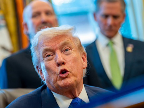 Уметноста на „договорите“ на Трамп и што значи тоа за светот