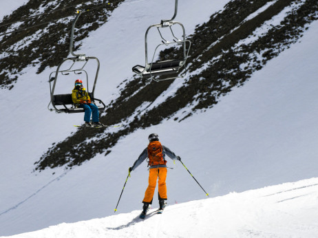 Истрага за картел во скијачката индустрија фрла сенка врз брендовите на Зимските олимписки игри