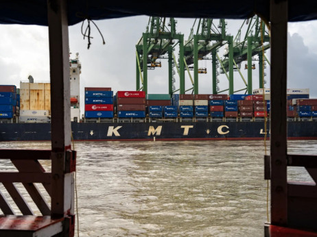 Трамп ги укина царините од 25 отсто за Индија поради купувањето руска нафта