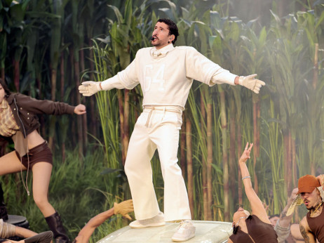 Бед Бани ја крена „Зара“ до луксузно ниво Супербоул - дали нè очекуваат повисоки цени?