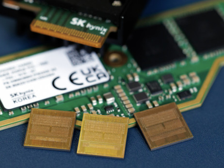 Експлозивната побарувачка на ВИ за меморија поттикнува растечка криза со чипови