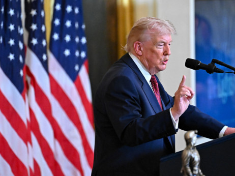 Трамп најави дека САД ќе објават досиеја поврзани со вонземјани и НЛО