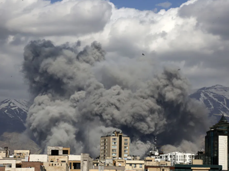 Преговори или манипулација: Волстрит се сомнева дека САД и Иран навистина разговараат