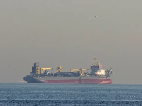 Азиските рафинерии ја кратат преработката на нафта поради застојот во Ормускиот Теснец