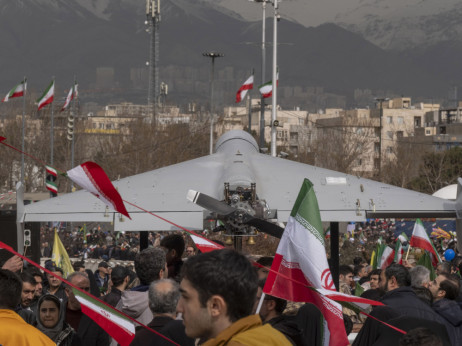 Стејт департментот ги повика Американците веднаш да го напуштат Блискиот Исток