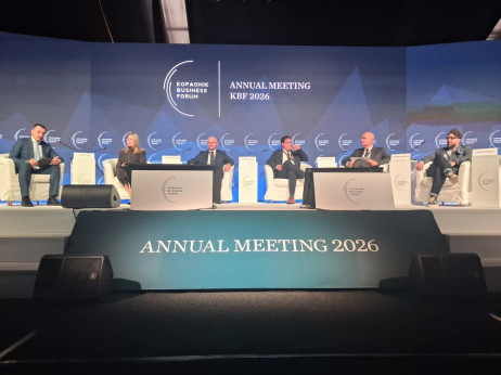 Srbija rešava dve krize: NIS i visoke cene nafte i gasa