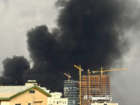 САД ја засилуваат реториката за војната во Иран, цената на нафтата расте