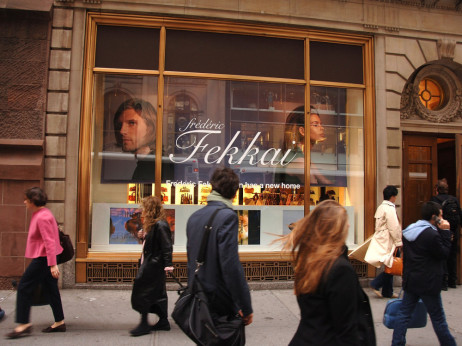 Случај Фекаи - ниту луксузните бизниси не се поштедени од откритијата во документите на Епстајн