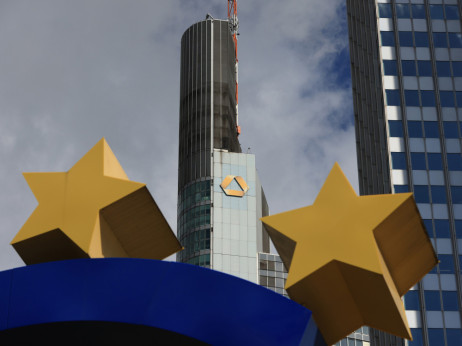 Официјален Берлин против преземањето на „Комерцбанк“ од страна на „Уникредит“