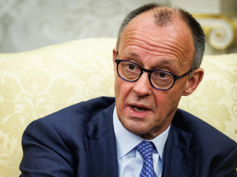 Планот на Мерц од 600 милијарди евра за одбрана ја потресува Германија