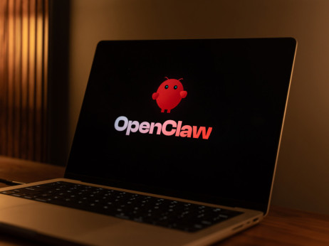 Раст на ВИ-акциите во Кина откако Хуанг го нарече Опен Кло следниот Чет ГПТ