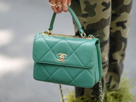 Chanel manija pokazuje da luksuzna industrija i dalje ima puls