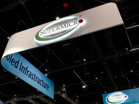 „Супер мајкро компјутер“ во центарот на шверцерски скандал