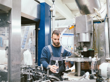 Цената на пластиката до врв: Македонските фирми во незавидна ситуација