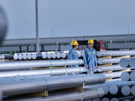 Производителите на алуминиум на Блискиот Исток претрпеа штети од иранските напади