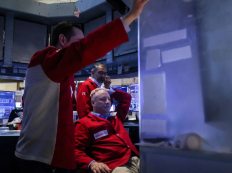 Воен образец на индексот S&P 500: падот почнува секој четврток