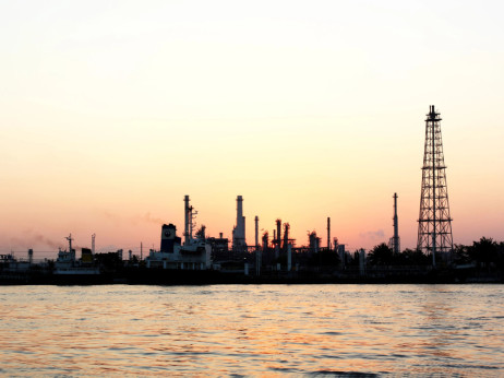 Кина им нареди на приватните рафинерии да го одржат производството на гориво по секоја цена