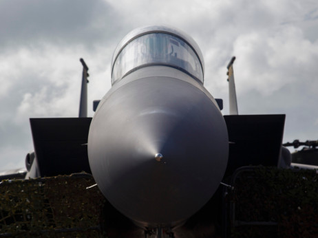 Američki pilot spašen nakon rušenja zrakoplova u Iranu