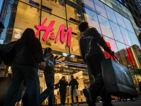 Профитот на H&M под очекувањата, отвори нови прашања за иднината на гигантот