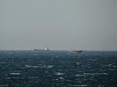 Ирански бродови по нова рута влегуваат во Персискиот Залив