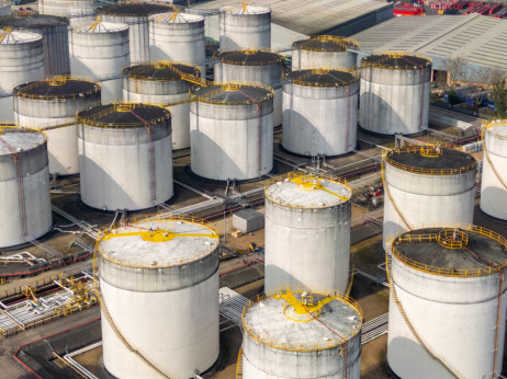 Најголемите трговци со нафта предупредуваат дека најлошото допрва доаѓа