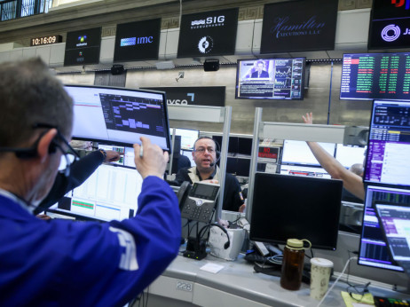 Како да тргувате со акции во фрагментирана глобална економија?