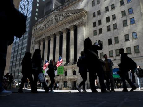 Надежите за договор меѓу САД и Иран ги кренаа акциите на рекордно ниво