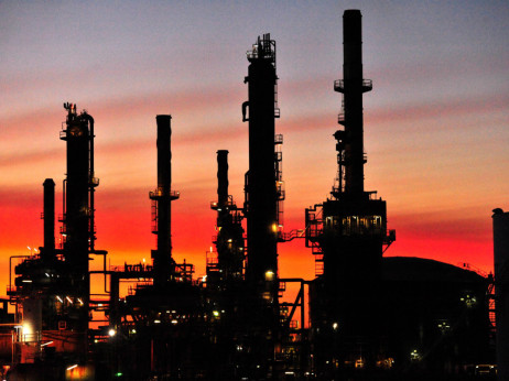 Големите нафтени компании „победуваат“ во војната во Иран