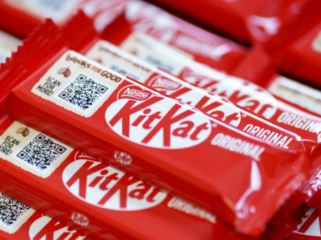 Продажбата на „Нестле“ порасна, кафето и грицките го надминаа ударот од повлекувањето производи