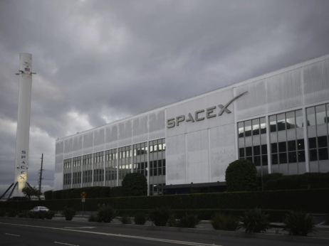 „Спејс екс“ подготвува преземање „тешко“ 60 милијарди долари