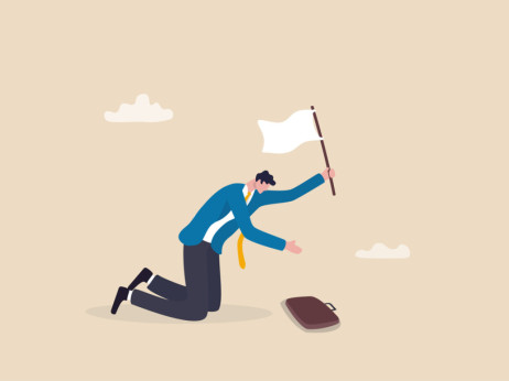 Зошто сè повеќе вработени се ангажираат само до очекуваниот минимум?