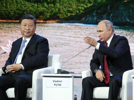„Темпирана“ посета - по Трамп, Путин доаѓа во Пекинг