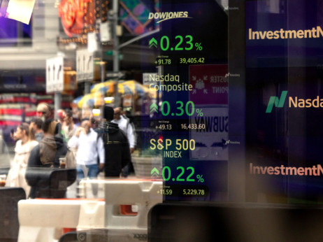 Russell 2000 го надмина S&P500: Зошто инвеститорите го префрлаат капиталот од ВИ гигантите кон малите компании?