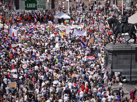 Протест во Загреб поради нелегално одлагање отпад