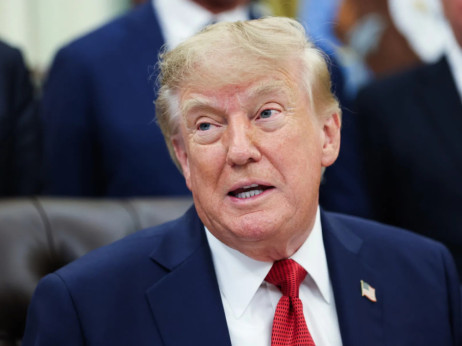 Трамп објави договор за Гренланд: Трајна контрола без трошоци за САД