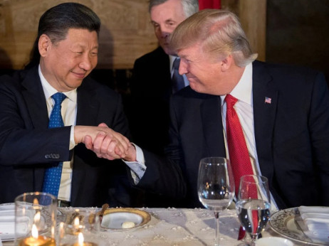 Европа е на опасно место, на менито на Шји и Трамп