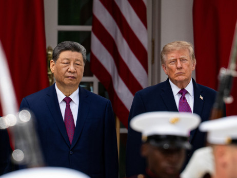 Трамп и Шји отвораат ново поглавје во ривалството - кој ќе ја освои ВИ