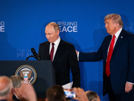 Неделен преглед: Трамп со Путин, Европа против Кина